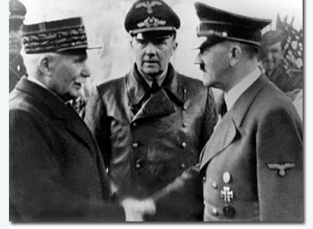 Pétain and Hitler gathered in Montoire. Image of Hitler's encounter with Marshal Pétain in Montoire, one day after meeting Franco.